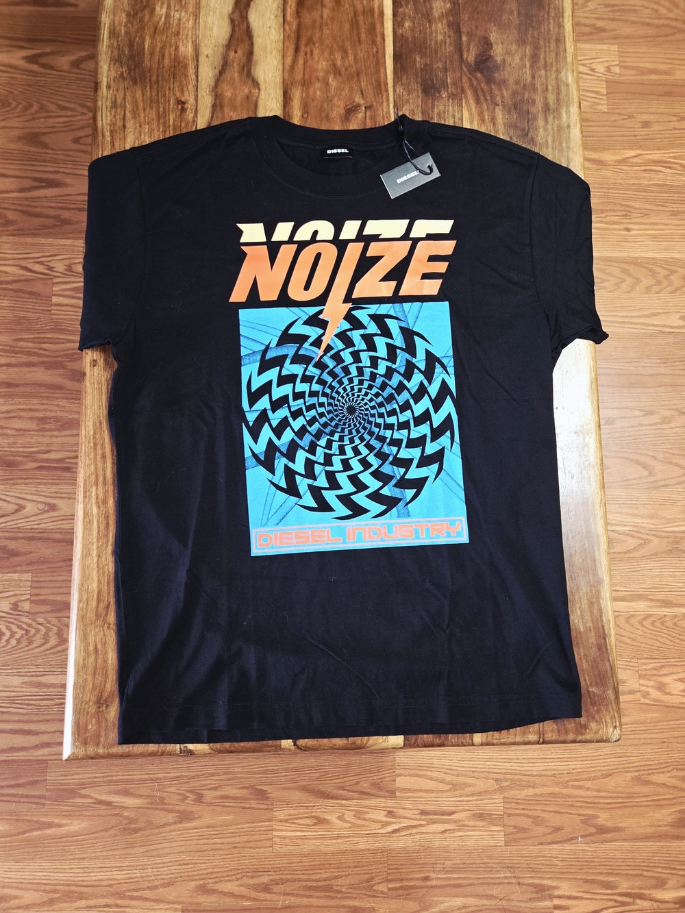Diesel Men's "Noize" Black Graphic T-Shirt. Size Medium.